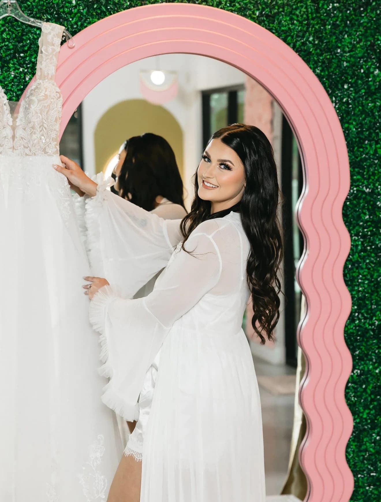 Wedding hair and makeup by Lee Graves Salon - photo 8